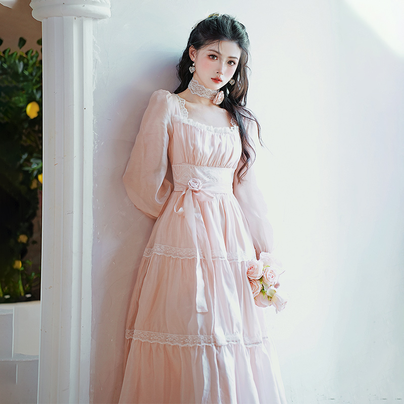 French Style Pearlized Chiffon Slimming Dress with Ruffles and Square Neck