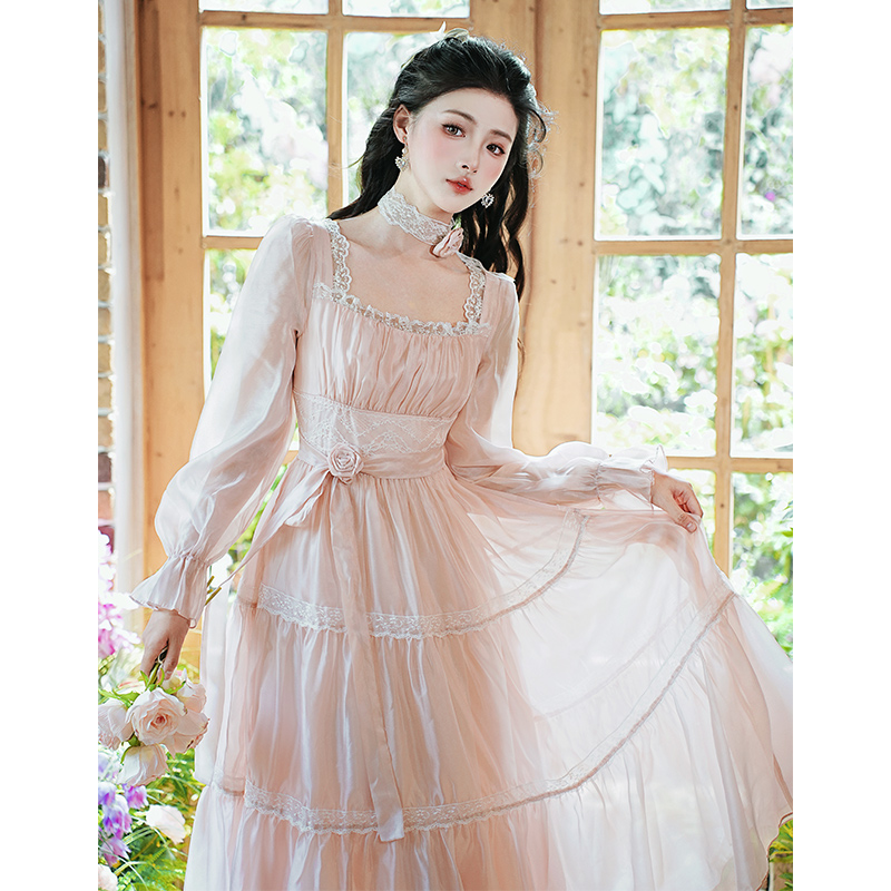 French Style Pearlized Chiffon Slimming Dress with Ruffles and Square Neck