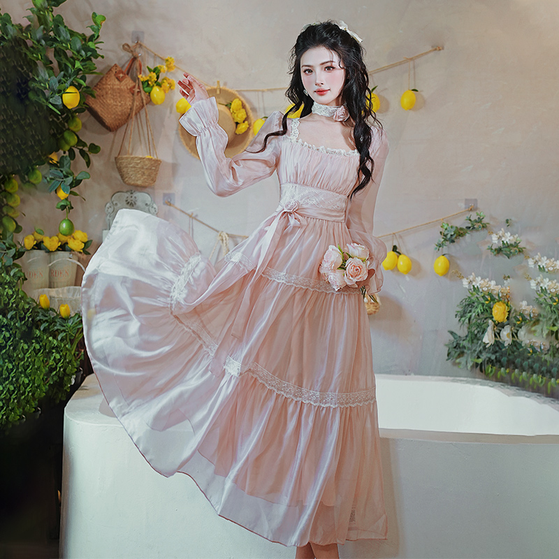 French Style Pearlized Chiffon Slimming Dress with Ruffles and Square Neck