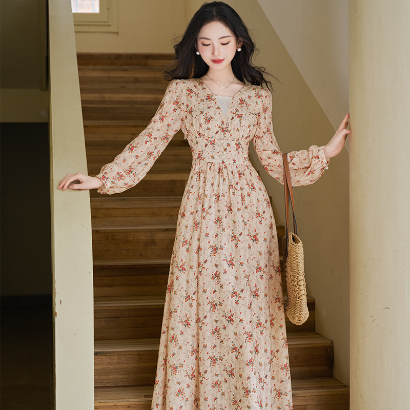 french-vintage-floral-a-line-long-dress-with-v-neck-and-long-sleeves_1 French Vintage Floral A-Line Long Dress with V-Neck and Long Sleeves
