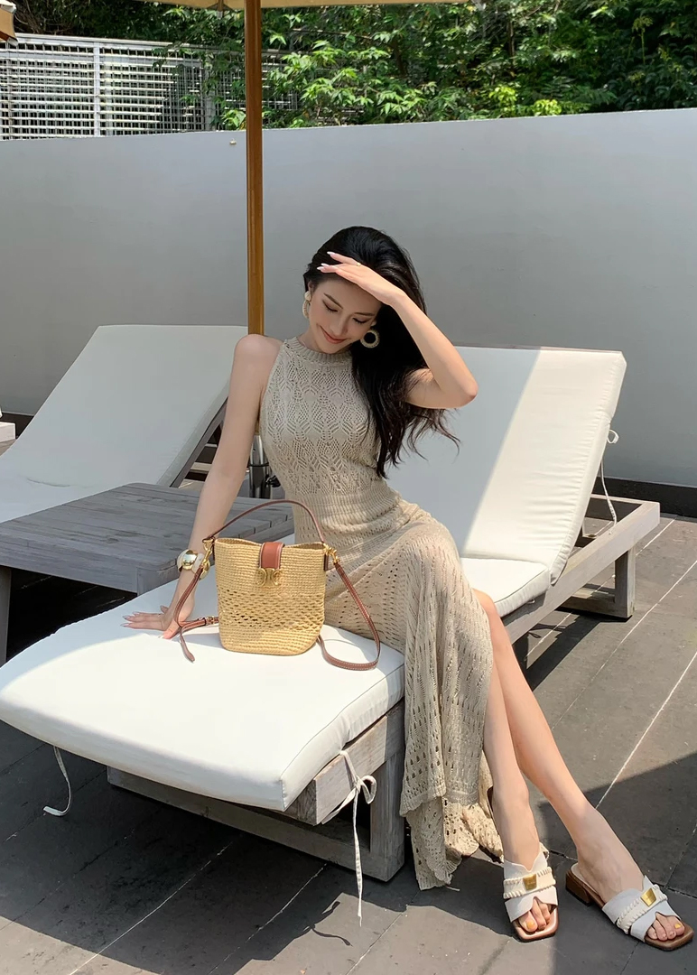 summer-vacation-style-slimming-split-cutout-design-dress_2 Summer Vacation Style Slimming Split Cutout Design Dress