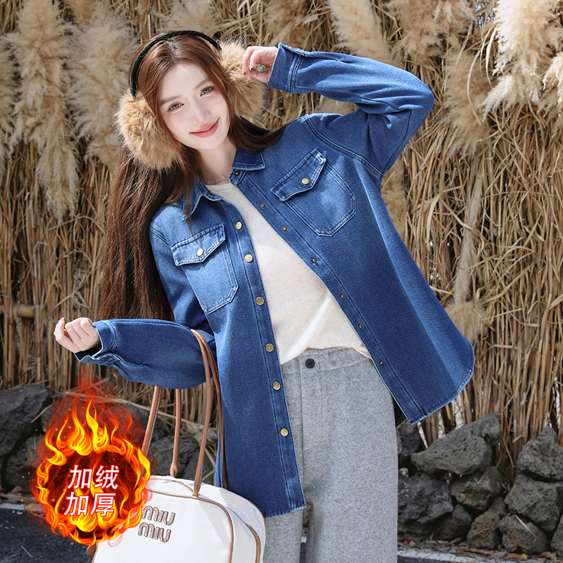 womens-fleece-lined-denim-jacket-with-pockets-button-front-warm-winter-outerwear_1 Women's Fleece-Lined Denim Jacket with Pockets Button Front Warm Winter Outerwear