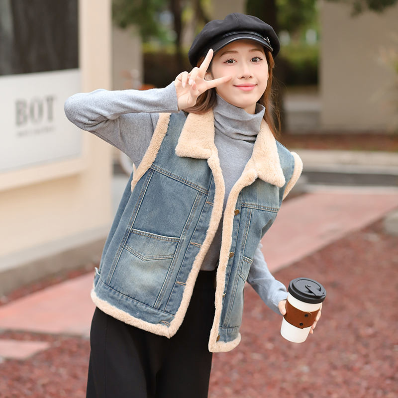 womens-thick-warm-korean-style-loose-fit-denim-padded-vest_1 Women's Thick Warm Korean Style Loose Fit Denim Padded Vest