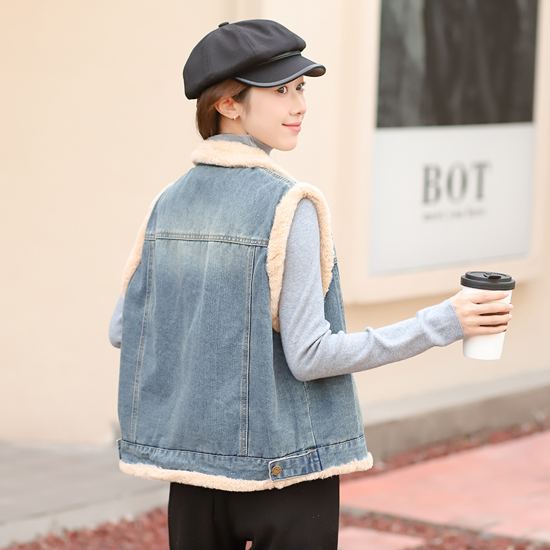 womens-thick-warm-korean-style-loose-fit-denim-padded-vest_3 Women's Thick Warm Korean Style Loose Fit Denim Padded Vest